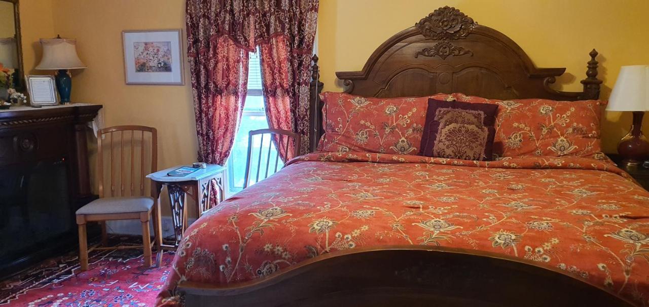 A Moment In Time Bed And Breakfast Niagara Falls Exterior foto