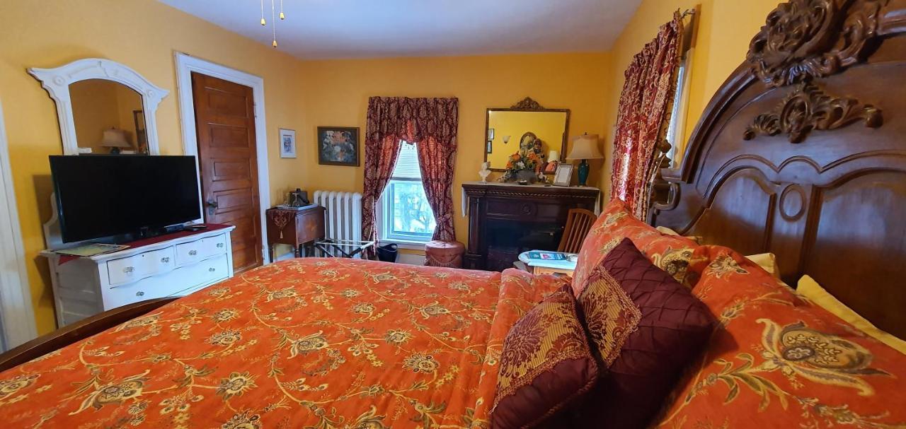 A Moment In Time Bed And Breakfast Niagara Falls Exterior foto