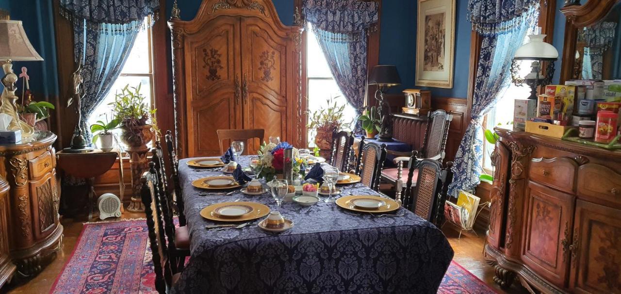 A Moment In Time Bed And Breakfast Niagara Falls Exterior foto